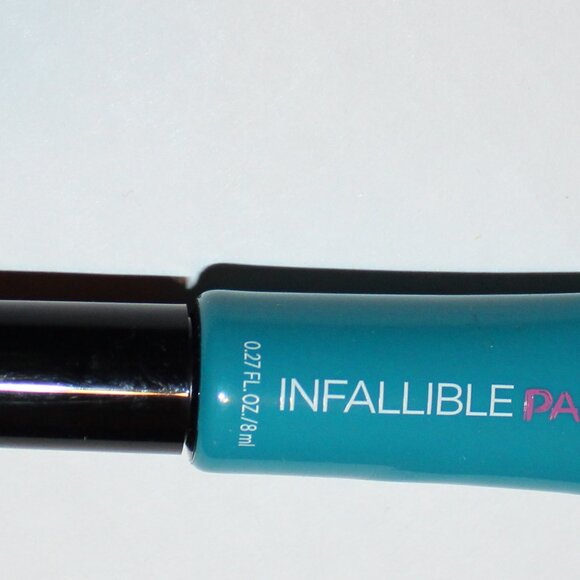 L'oreal Infallible Paints Lips 306 Domineering Teal Lip Color Paint .27 oz Tube - Picture 3 of 9